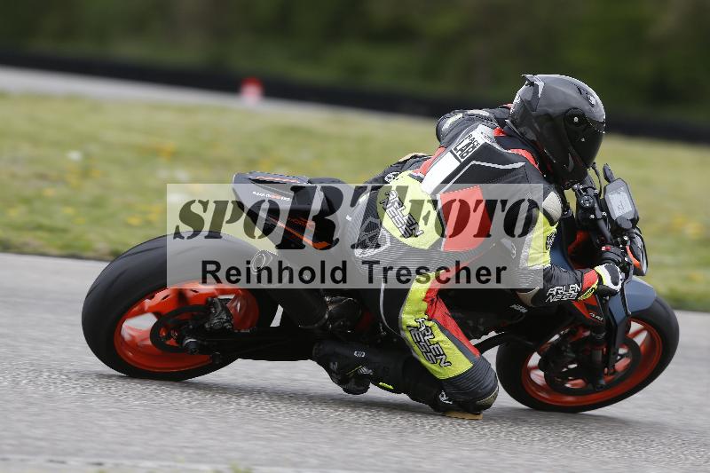 Archiv-2025/08 20.04.2025 Speer Racing ADR/Gruppe gelb/2